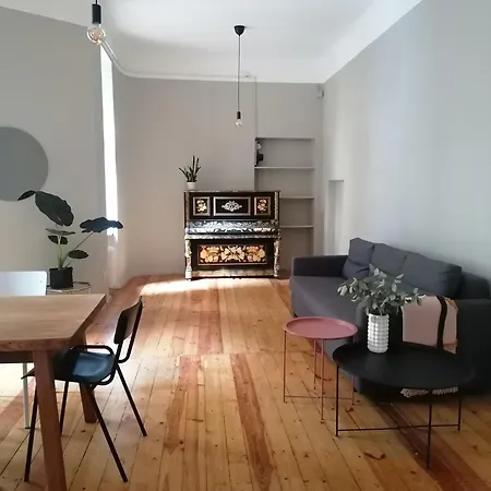 Spacious 75sqm Art Nouveau District Gem Riga