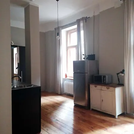 Spacious 75sqm Art Nouveau District Gem Apartment *