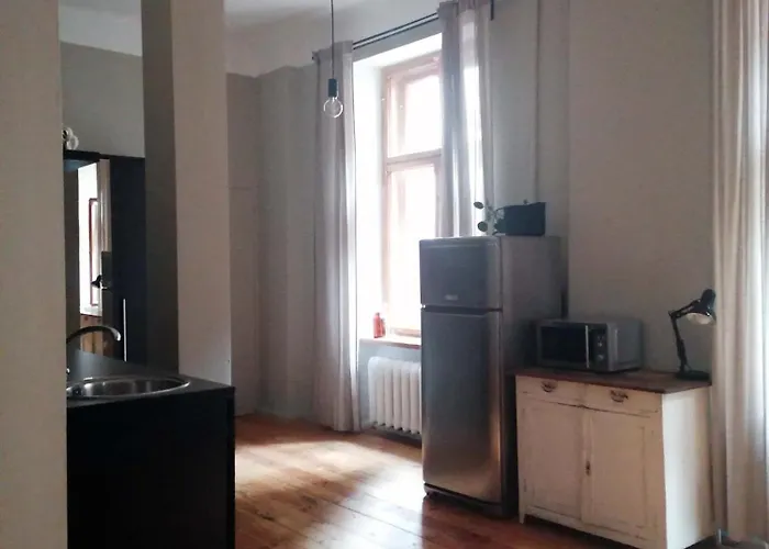 Spacious 75sqm Art Nouveau District Gem Appartement *